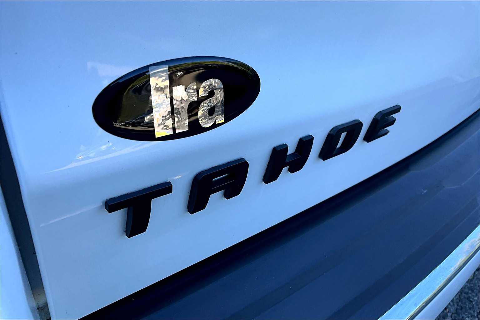 2016 Chevrolet Tahoe LTZ photo 9