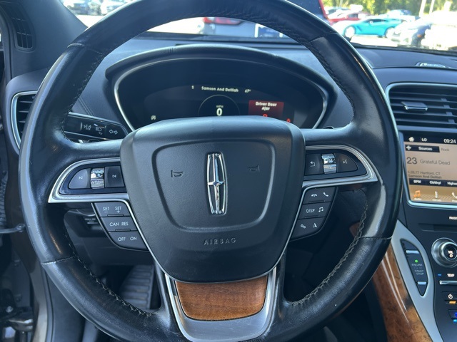 2019 Lincoln Nautilus Reserve photo 25