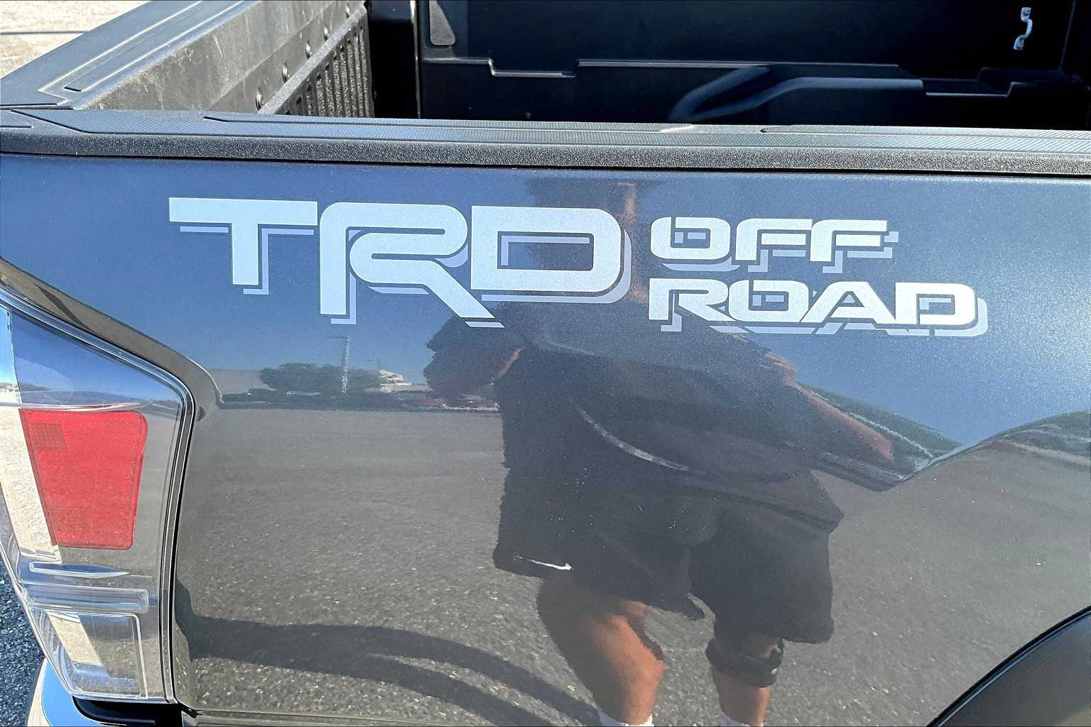 2023 Toyota Tacoma TRD Double Cab V6 photo 9