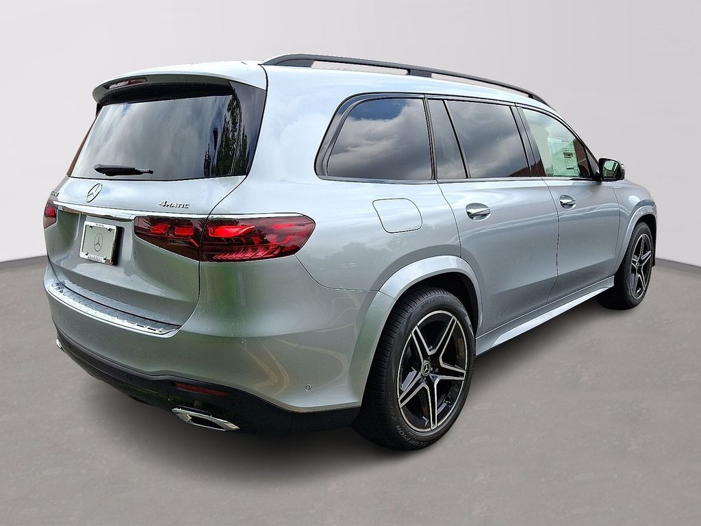 2025 Mercedes Benz GLS 450 4MATIC photo 3