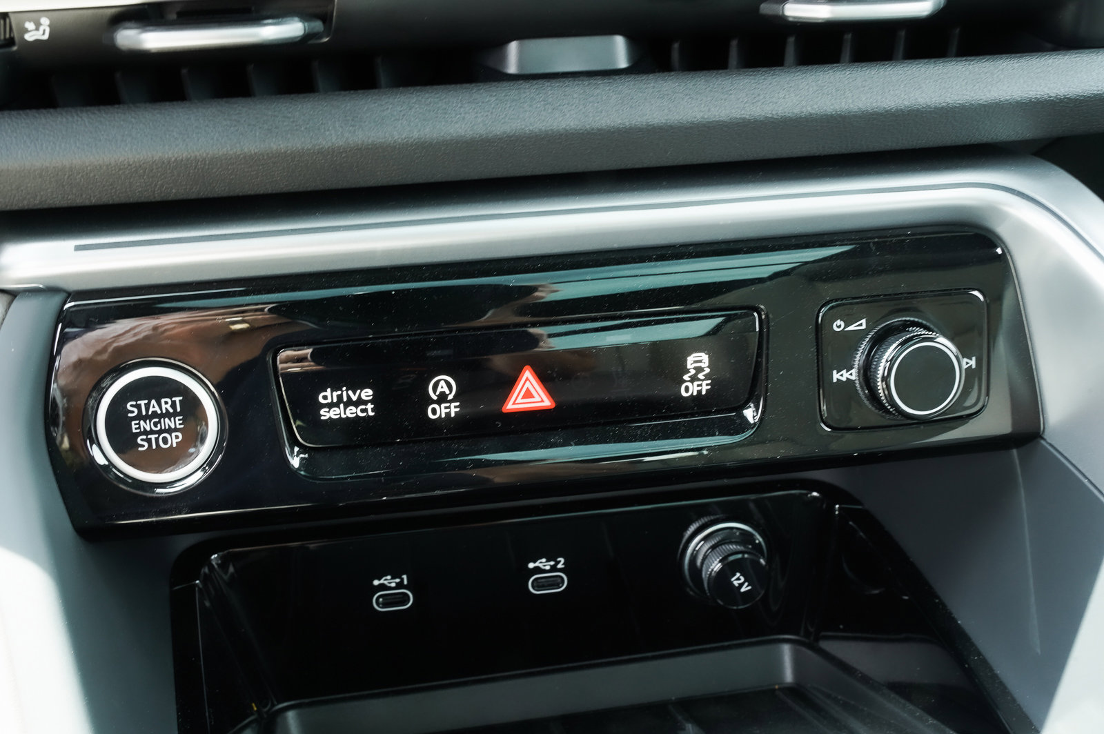 2025 Audi Q5 Premium Plus photo 14