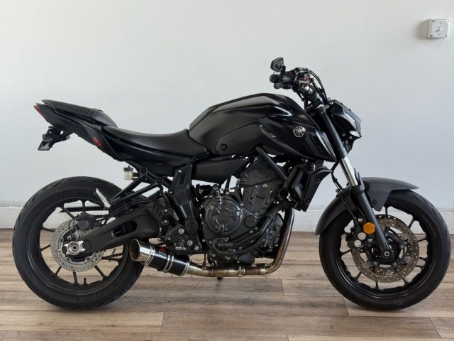 e*9様 夏休みSALE【匿名送料無料】YAMAHApiaggeroNP-12ス 2022 Yamaha MT09 | JYARN71E5NA002223 | BidCars