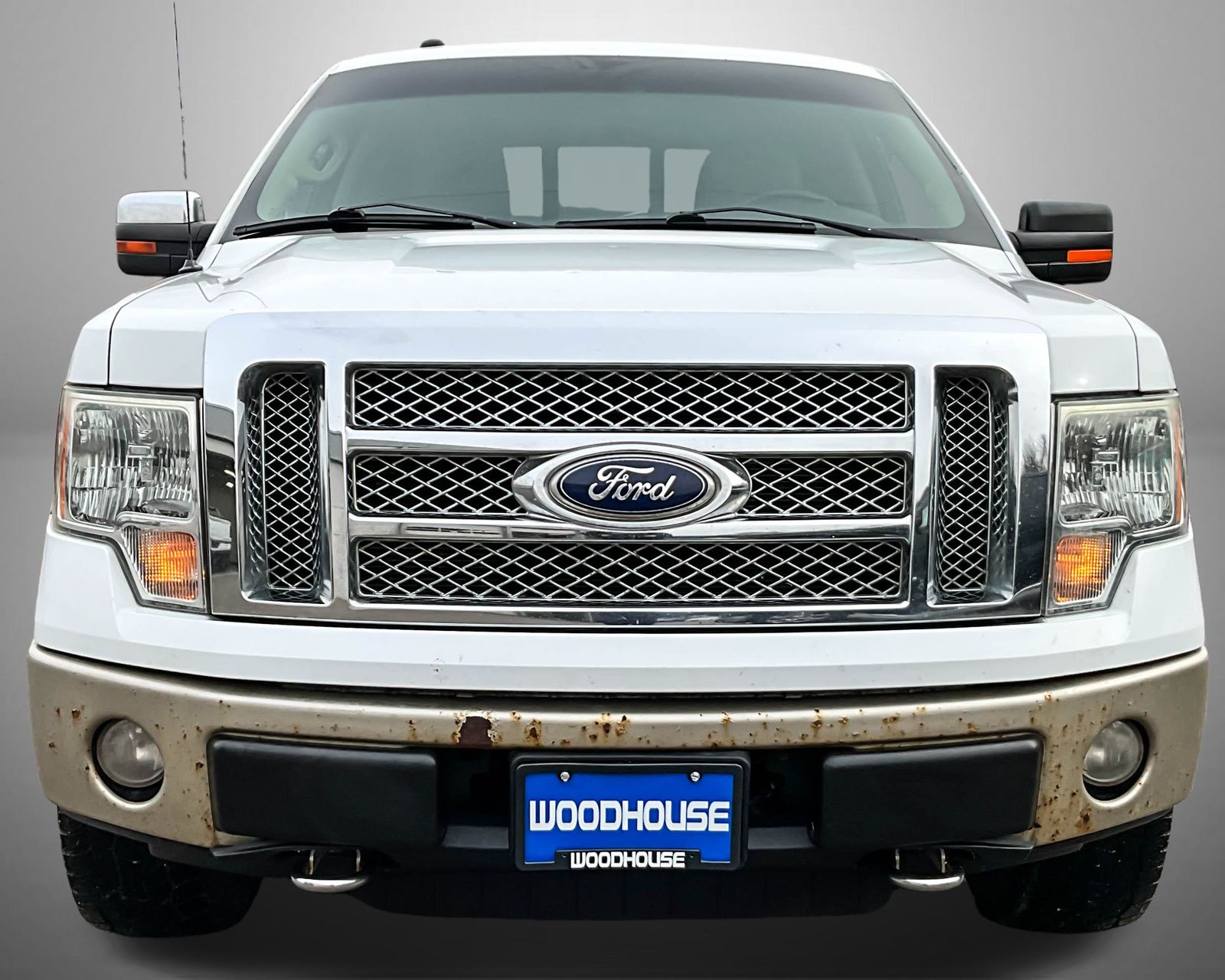 2010 Ford F-150 Lariat photo 2