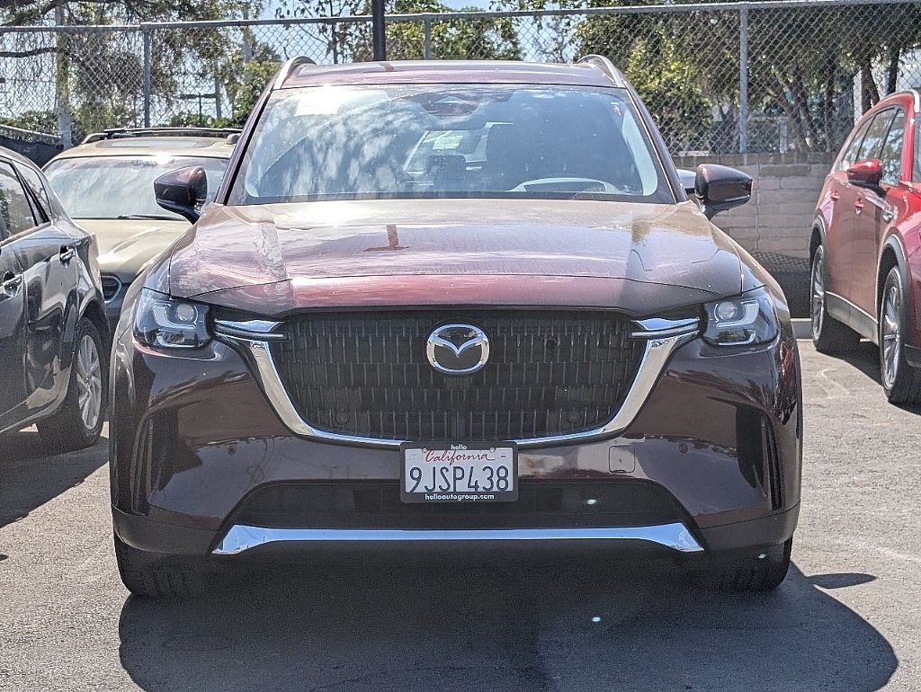2024 Mazda CX-90 Premium photo 2