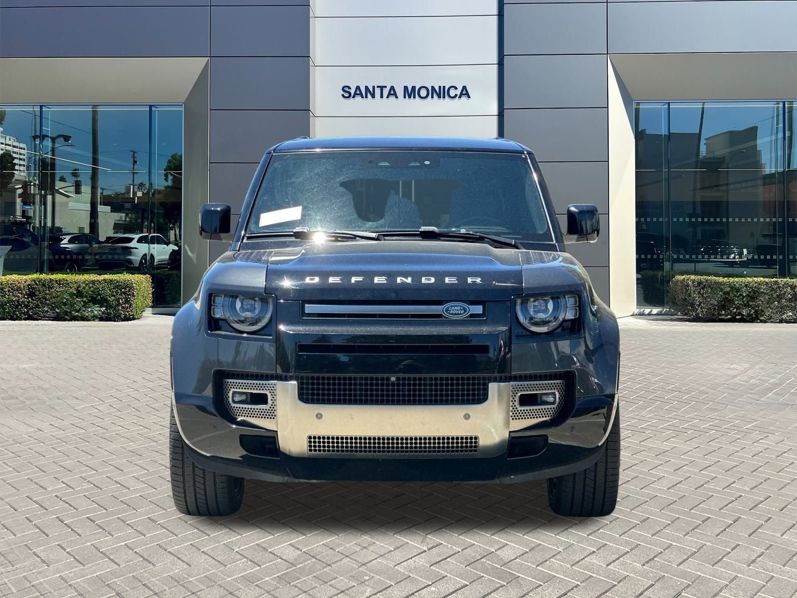 2022 Land Rover Defender 110 X photo 3