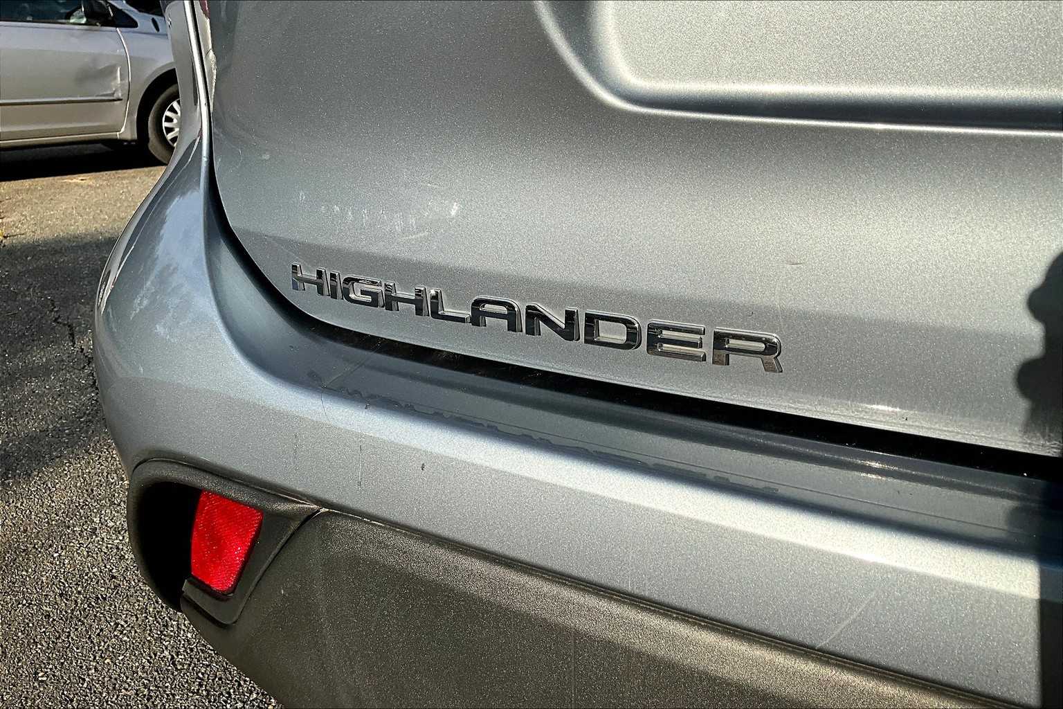 2022 Toyota Highlander XLE photo 30