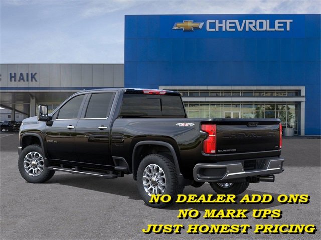2025 Chevrolet Silverado 2500HD LTZ photo 3