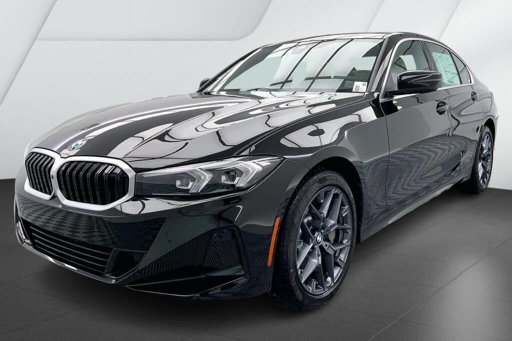 2025 BMW 3 Series 330i's photo