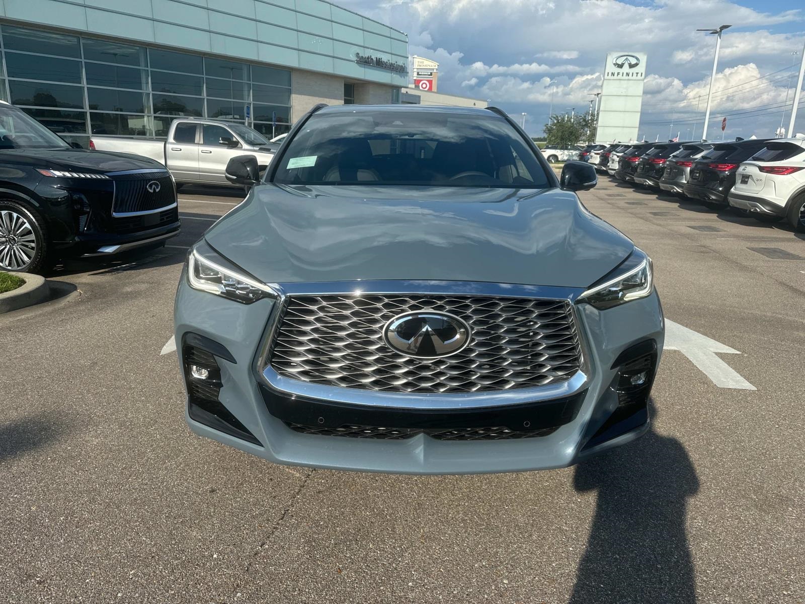2025 Infiniti QX55 Essential photo 2