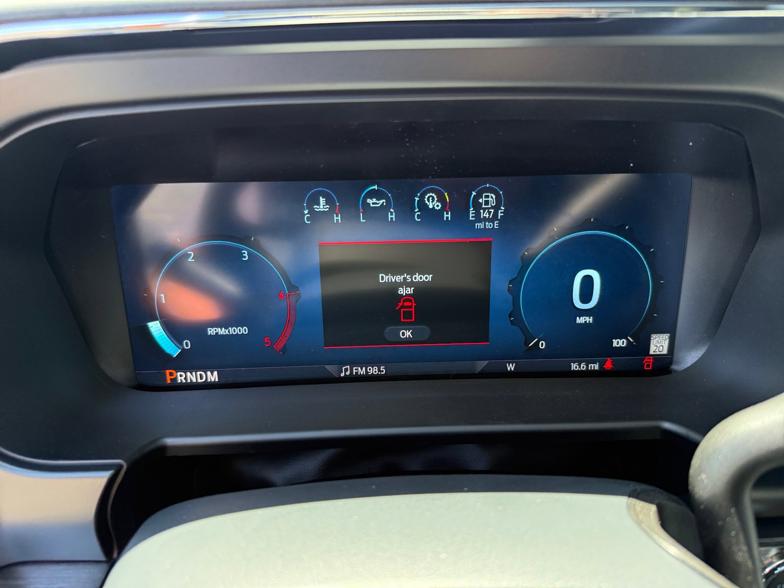 2025 Ford F-250 Lariat photo 11