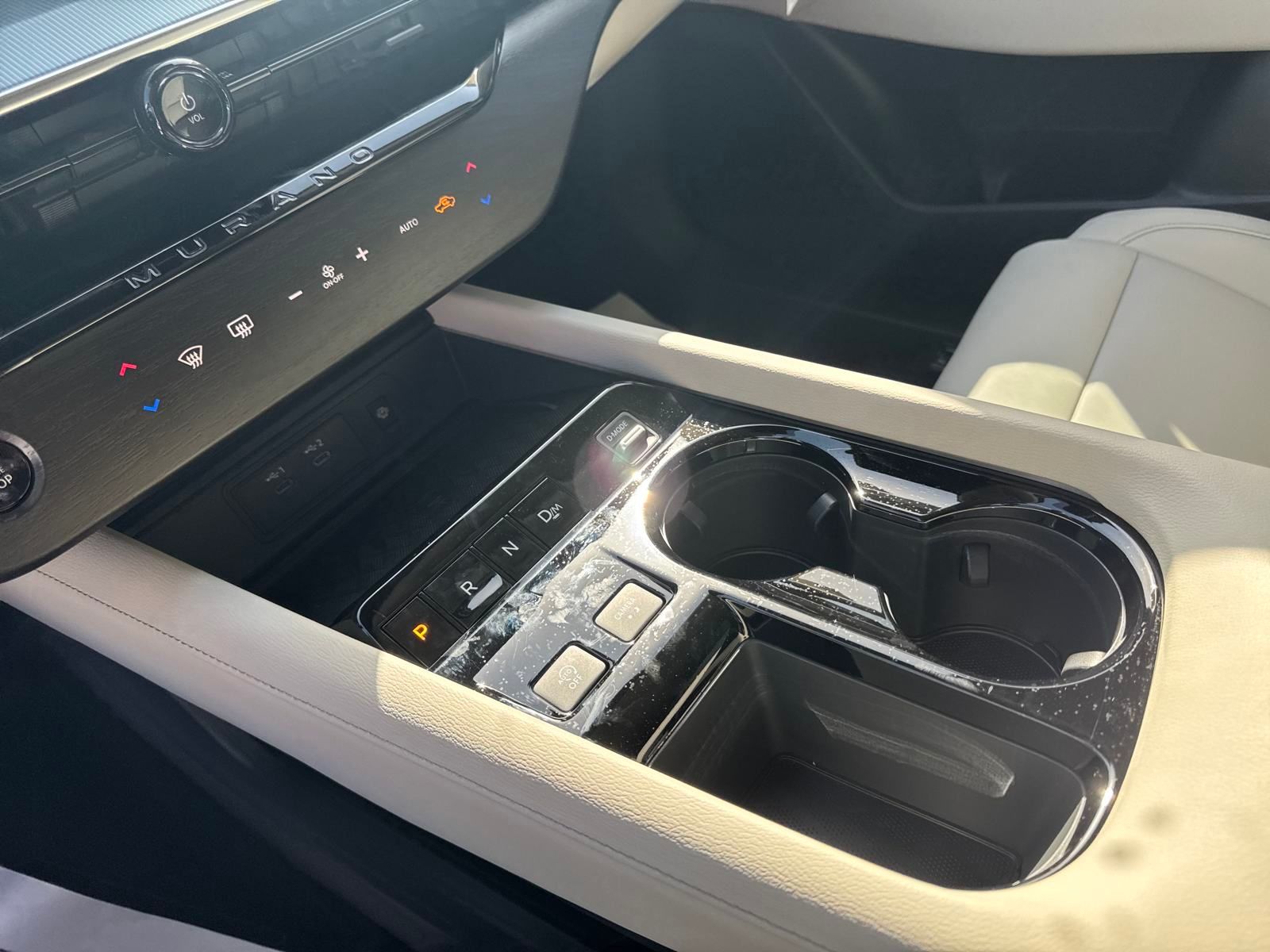 2025 Nissan Murano SL photo 23