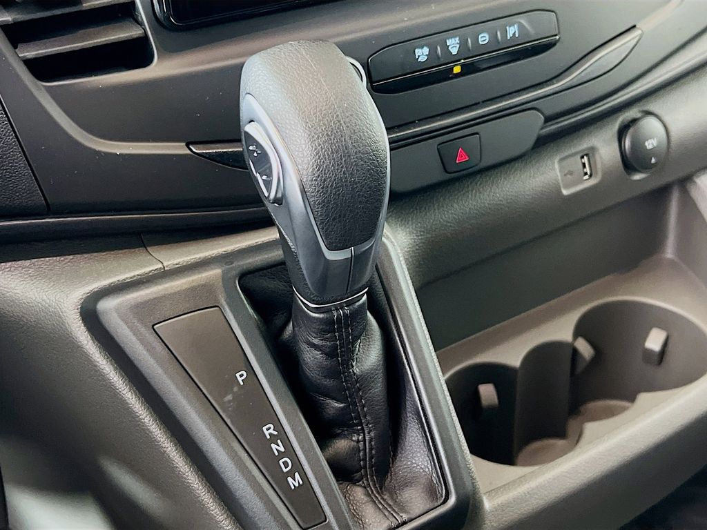 2026 Ford Transit photo 4