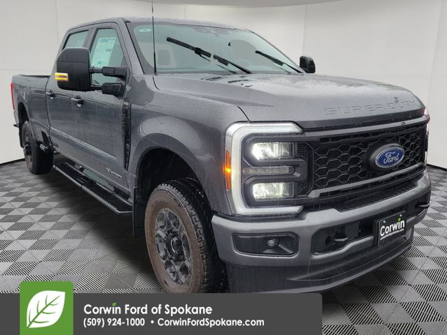 2026 Ford F-350 Super Duty XL's photo