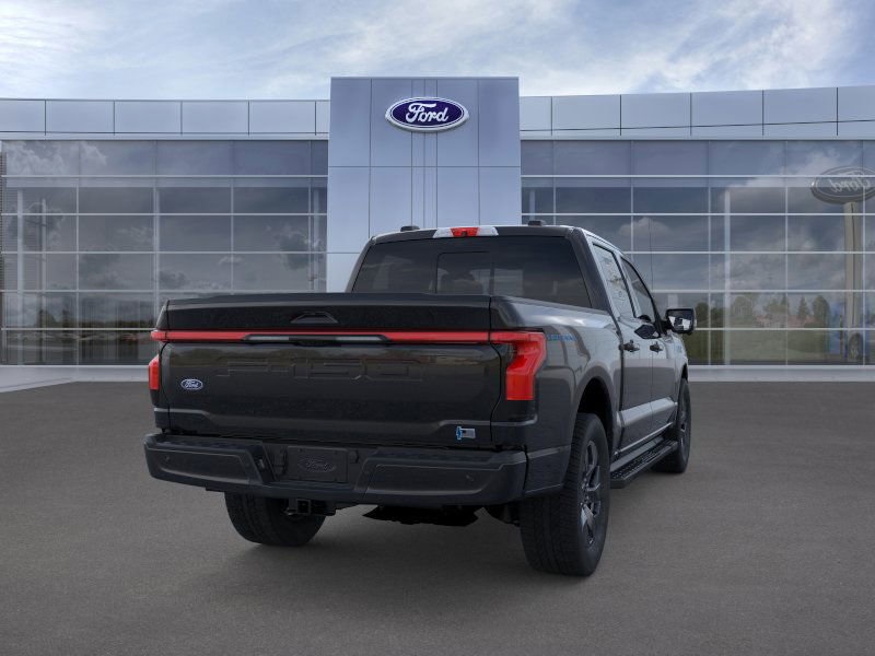 2025 Ford F-150 Lightning Lariat photo 7