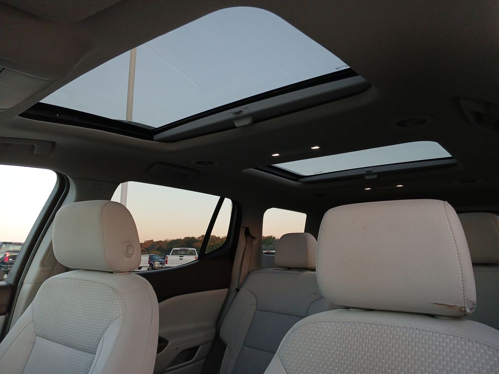 2023 Gmc Acadia SLE photo 15