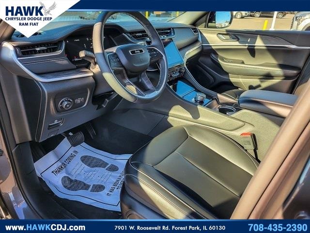 2024 JEEP GRAND CHEROKEE - Image 9