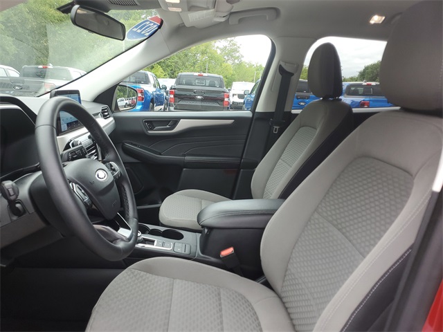 2022 Ford Escape SE photo 11