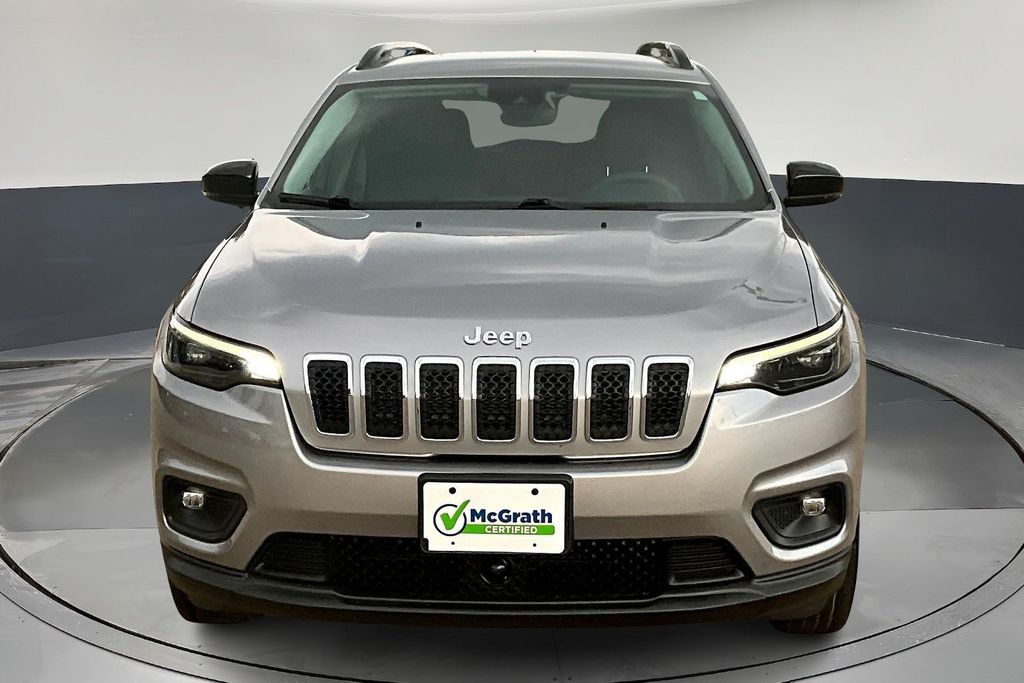 2022 Jeep Cherokee Latitude Lux photo 2