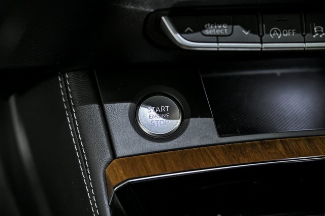 2023 Audi Q5 40 Premium Plus photo 21