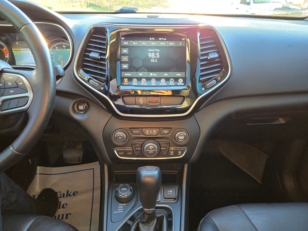 2019 Jeep Cherokee Limited photo 18