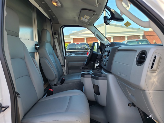 2025 Ford E-350 Base photo 15
