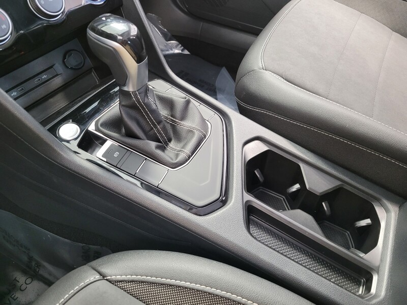 2023 Volkswagen Taos SE photo 26