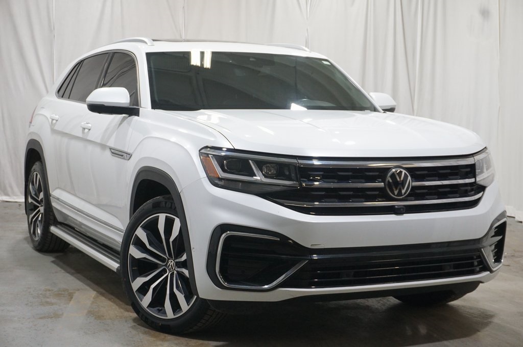 Used 2021 Volkswagen Atlas Cross Sport SEL Premium R-Line with VIN 1V2FE2CA9MC226164 for sale in Evanston, IL
