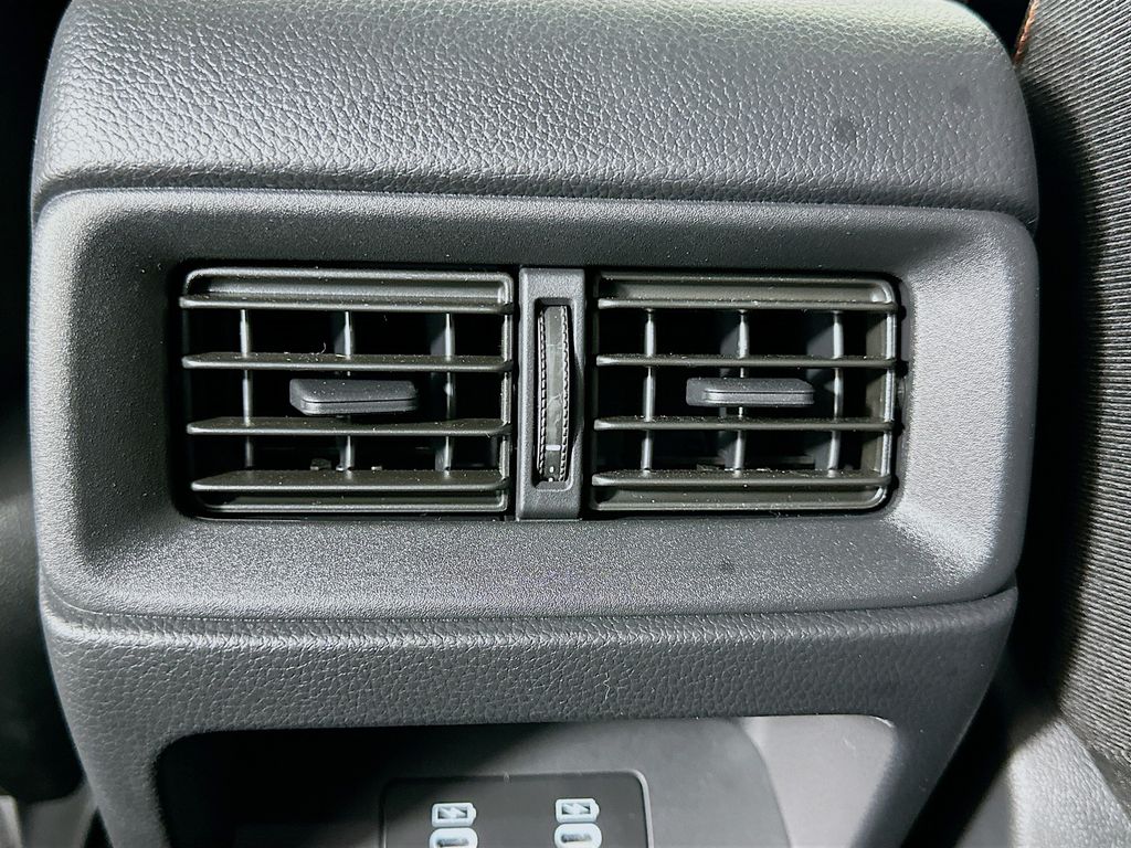 2026 Honda CR-V Hybrid photo 17
