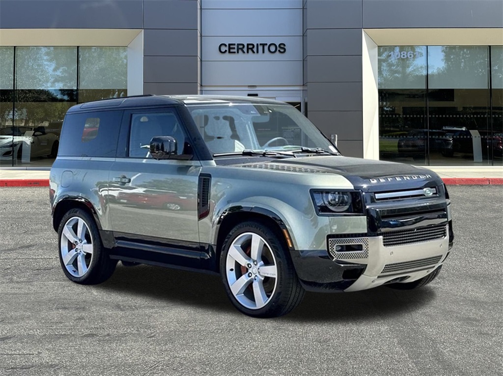 2023 Land Rover Defender 90 X photo 3