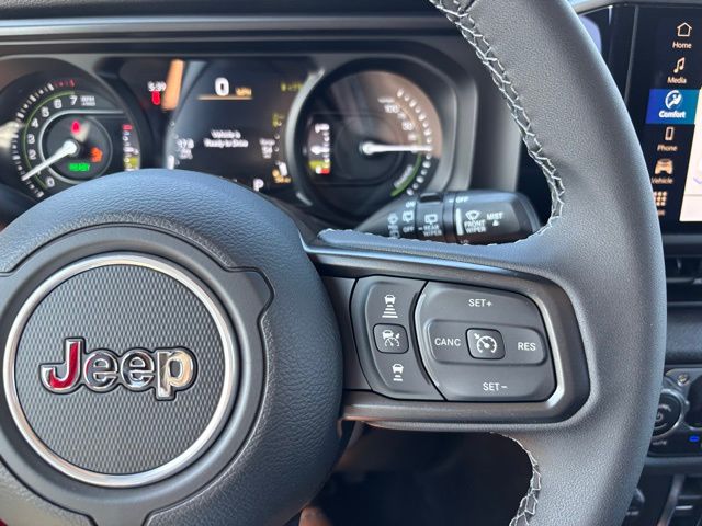 2025 Jeep Wrangler Sport S 4xe photo 26