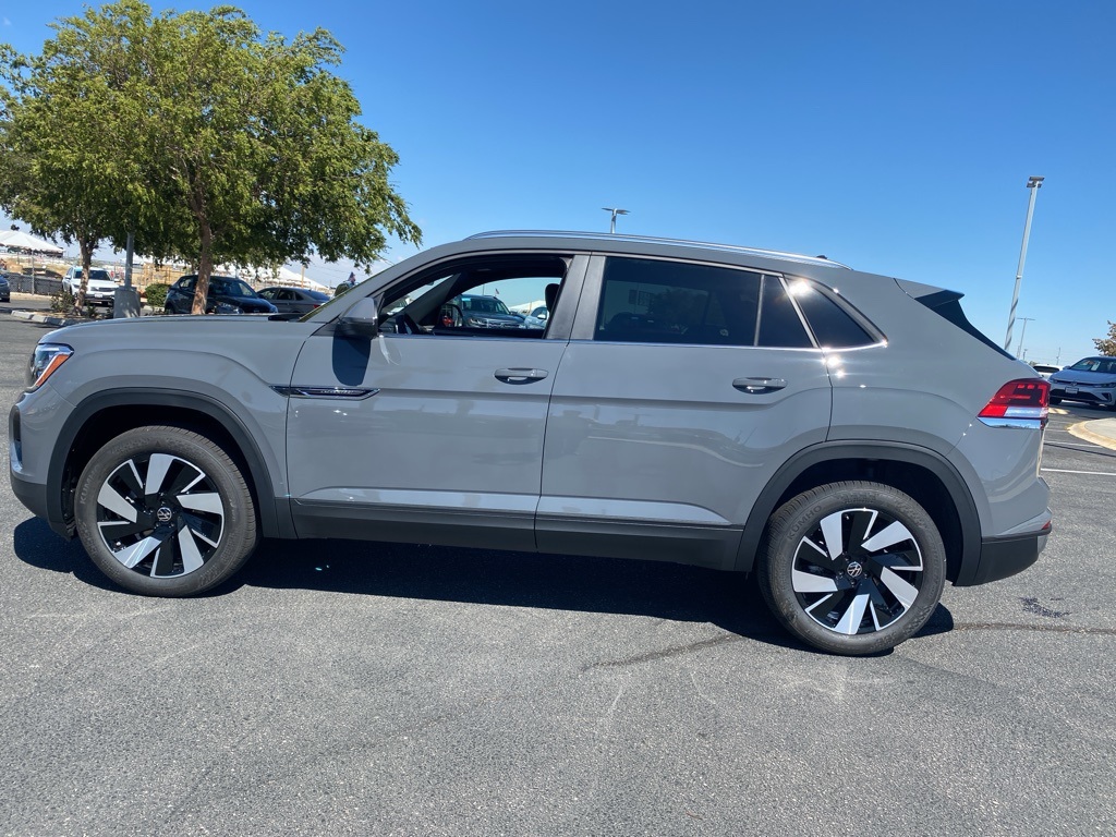 2026 Volkswagen Atlas Cross Sport SE Technology photo 3