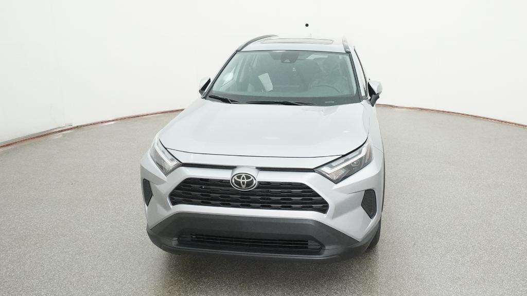 2025 Toyota RAV4 XLE photo 2