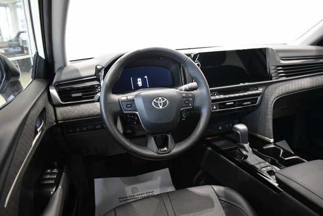 2025 Toyota Camry XLE photo 13