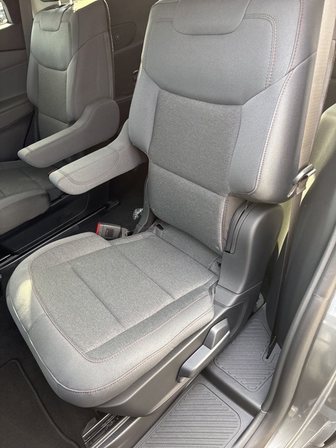 2025 Ford Explorer photo 42