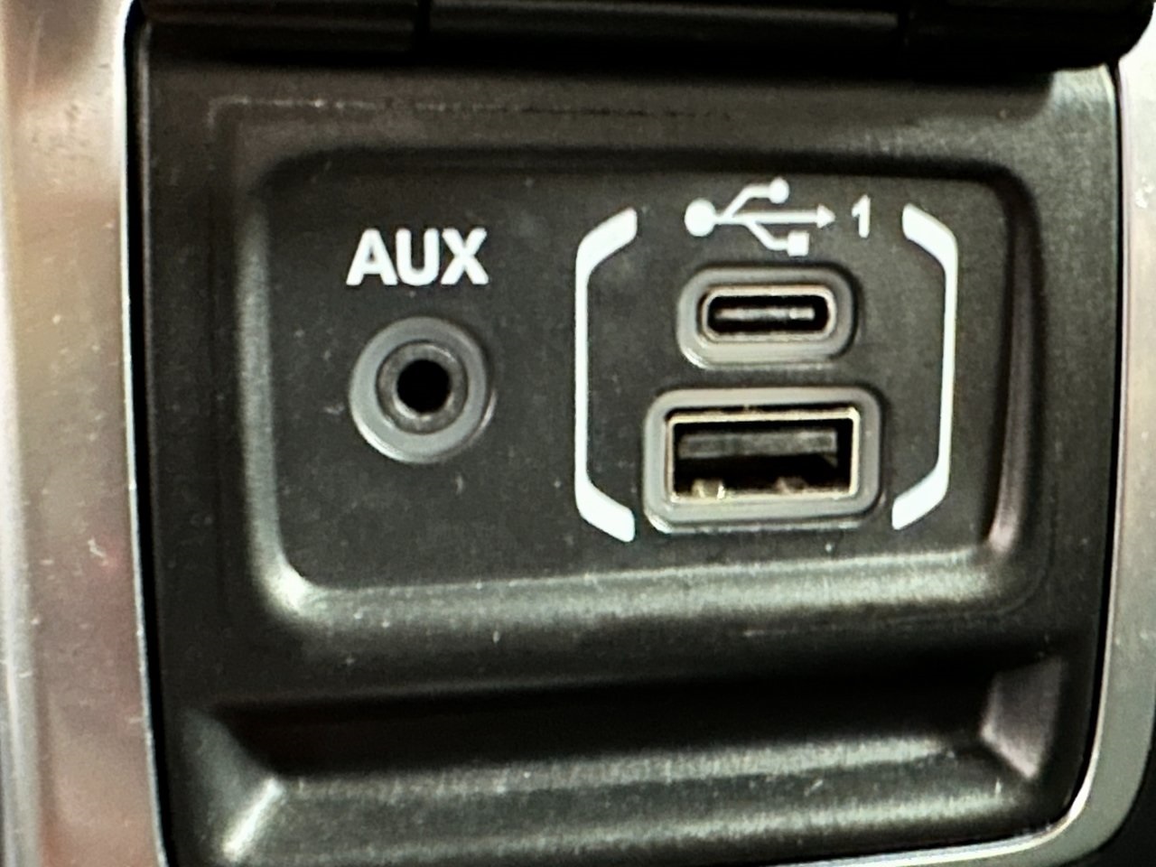 2021 Jeep Wrangler Sport S photo 13