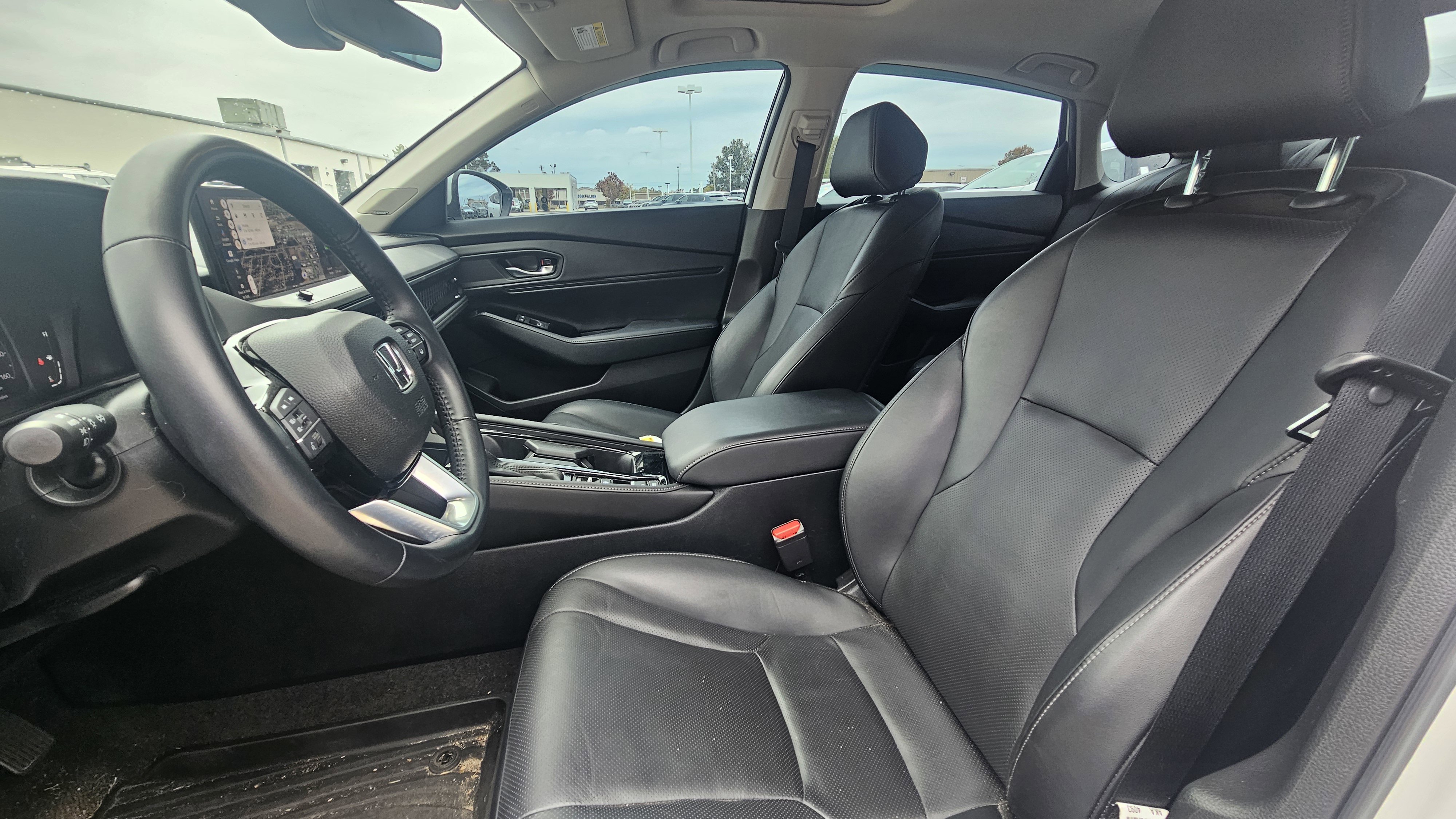 2024 Honda Accord Hybrid Touring photo 3