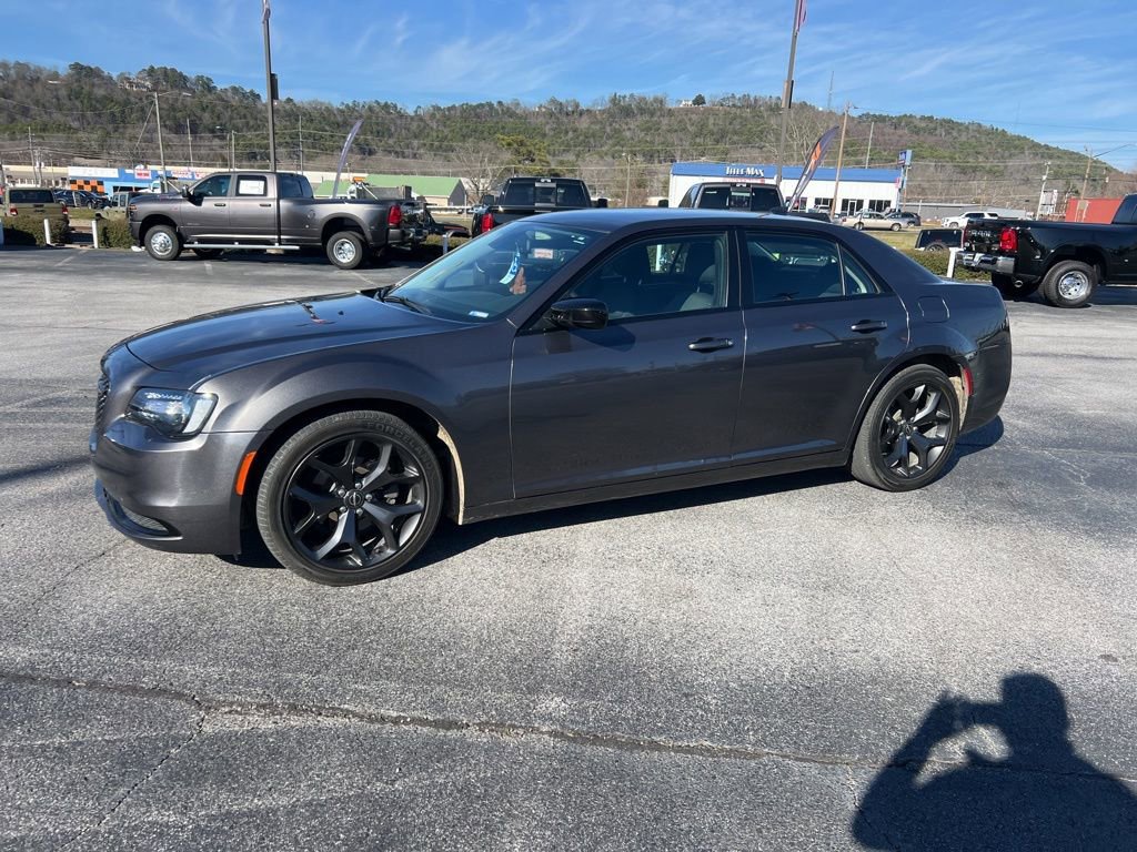 2020 Chrysler 300 Touring