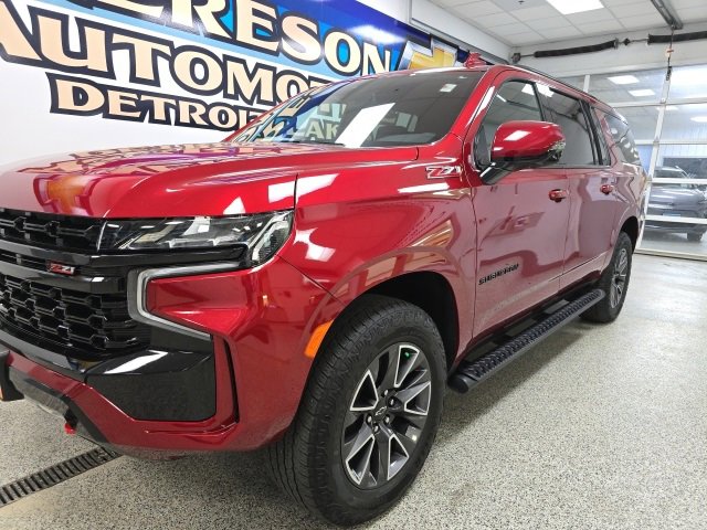 2024 Chevrolet Suburban Z71's photo