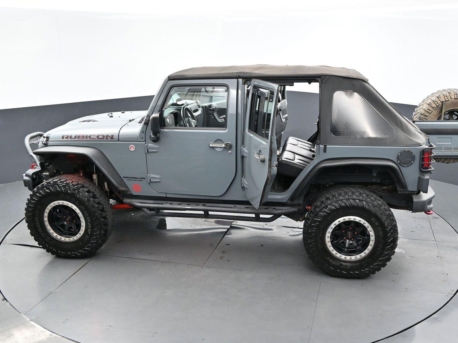 2015 Jeep Wrangler Unlimited Rubicon Hard Rock photo 36