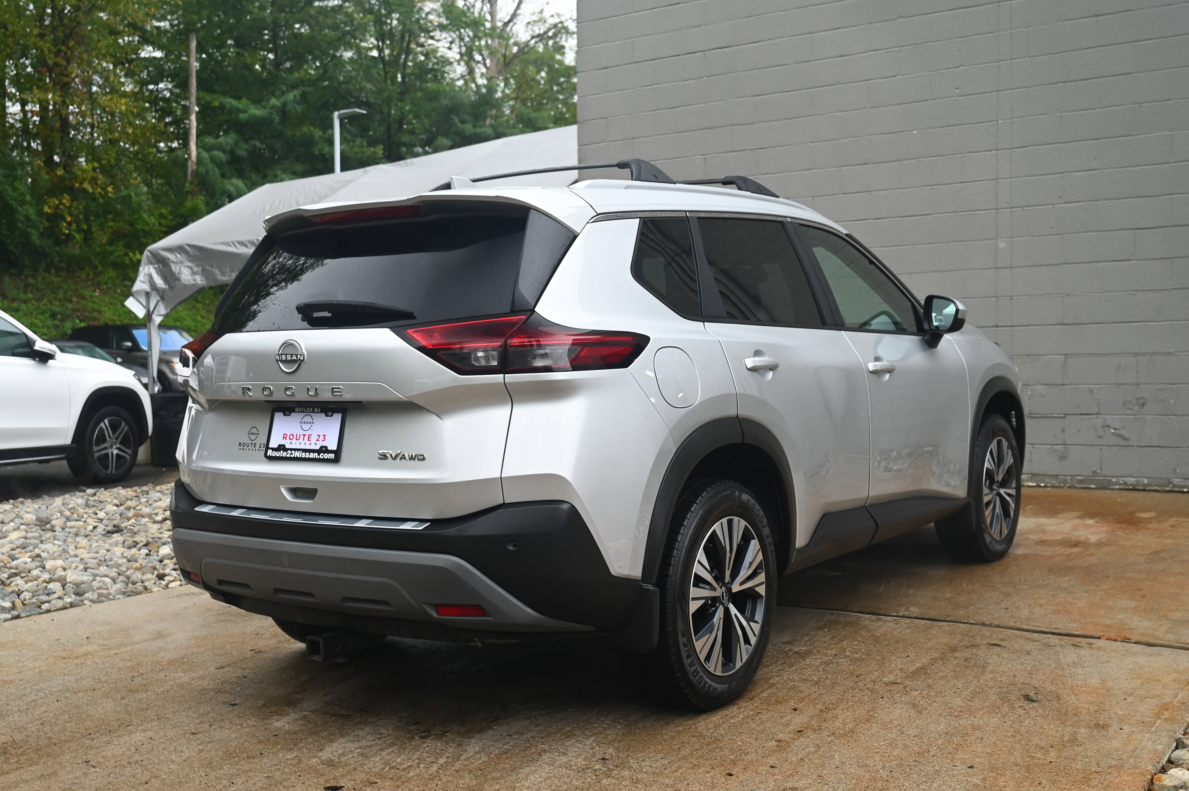 2023 Nissan Rogue SV photo 4