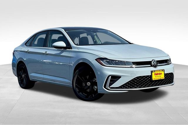 2025 Volkswagen Jetta SE's photo