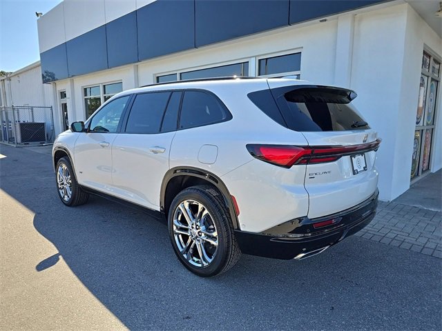 2025 Buick Enclave Touring Sport photo 3
