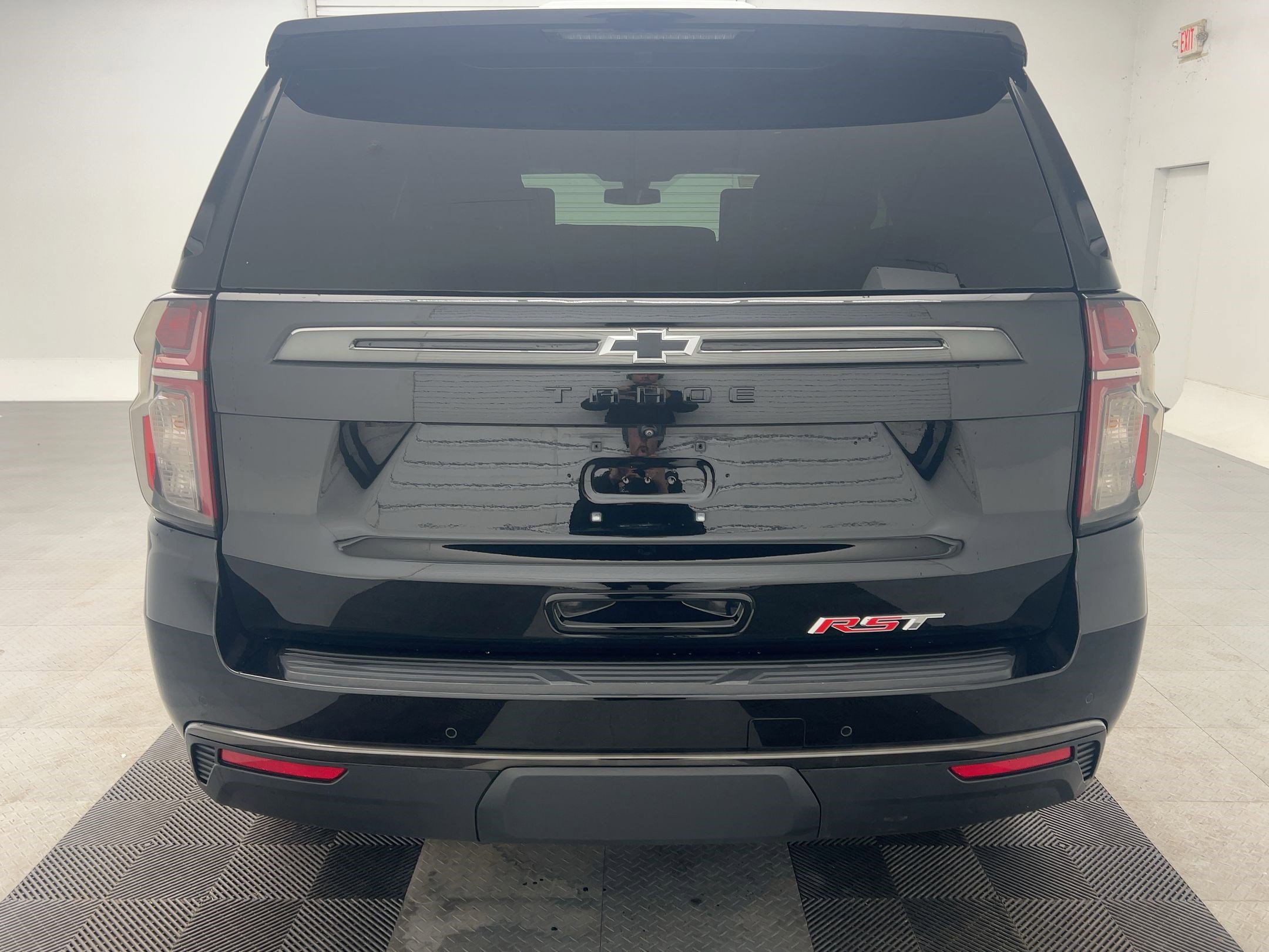 2021 Chevrolet Tahoe RST photo 10