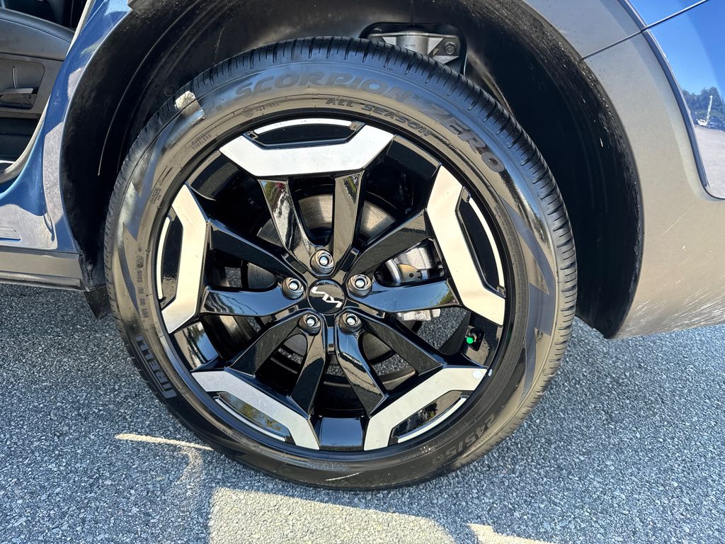2025 Kia Telluride S photo 20