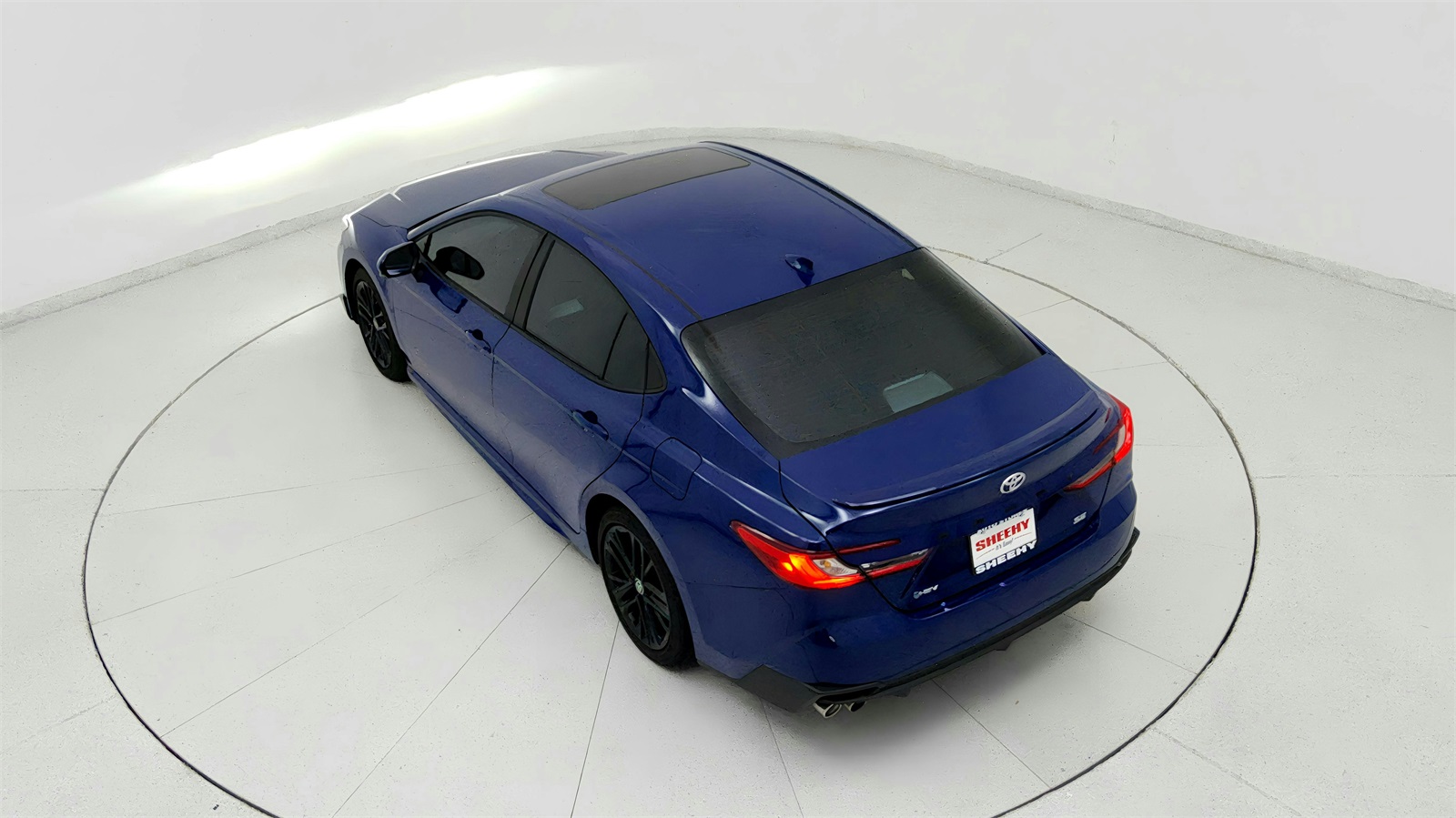 2025 Toyota Camry SE photo 16