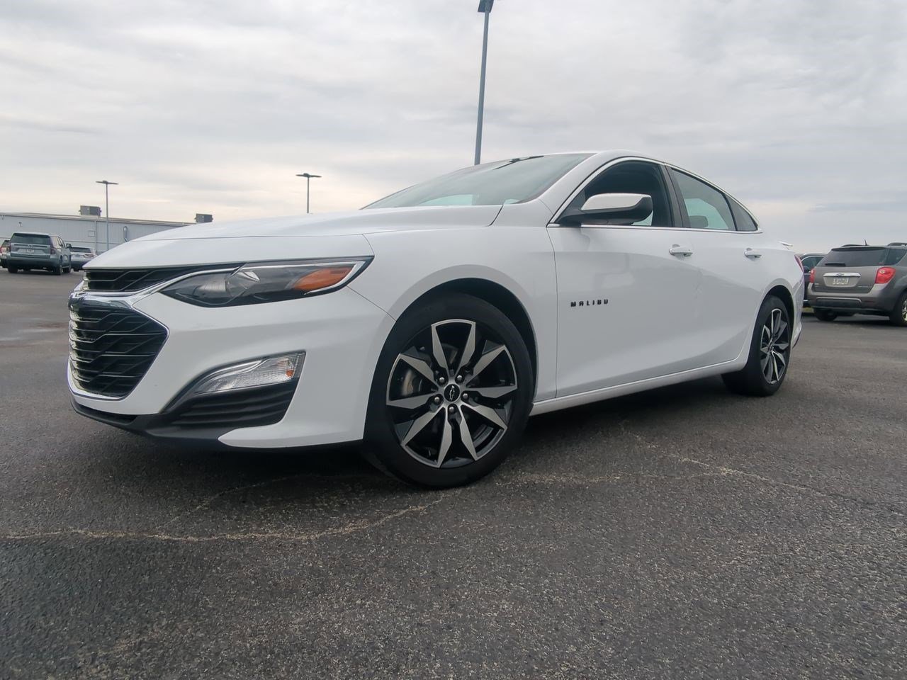 PreOwned 2023 Chevrolet Malibu RS 4dr Car in Statesboro P13163