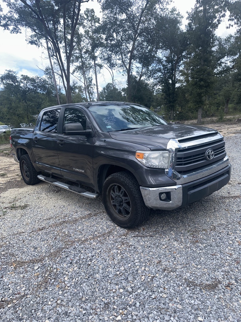 2015 Toyota Tundra SR5 Grade photo 2