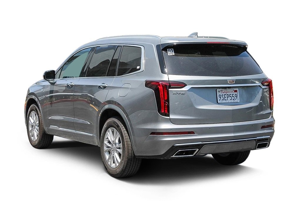 2025 Cadillac XT6 Luxury photo 4