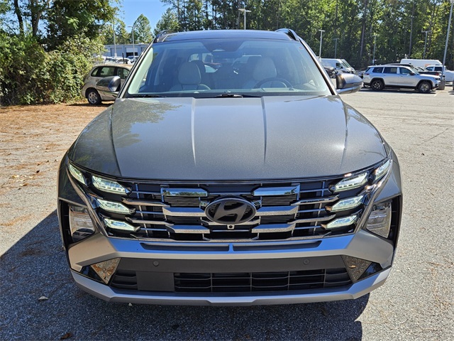2025 Hyundai Tucson Limited photo 2