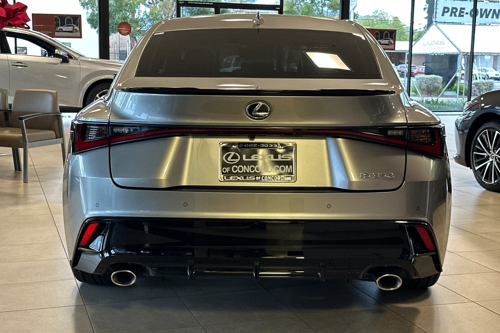 2023 Lexus IS 350 F SPORT photo 5